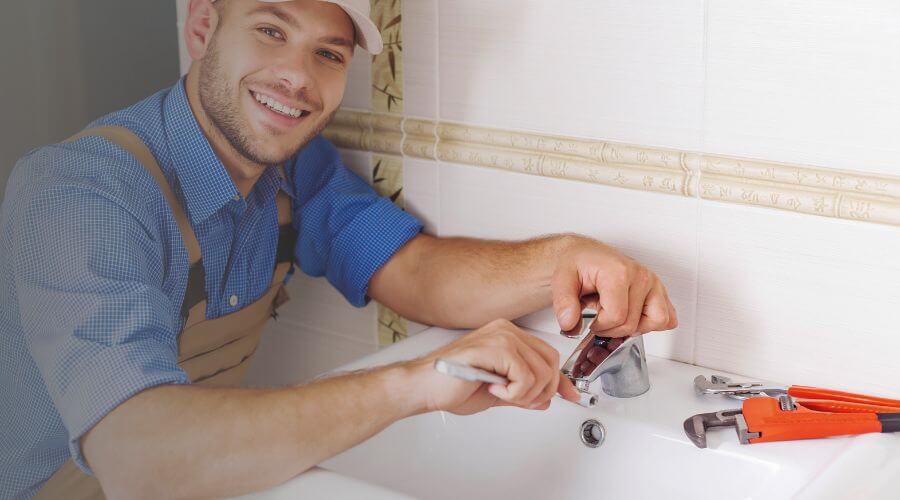 Professional same day plumber in Warren, ME